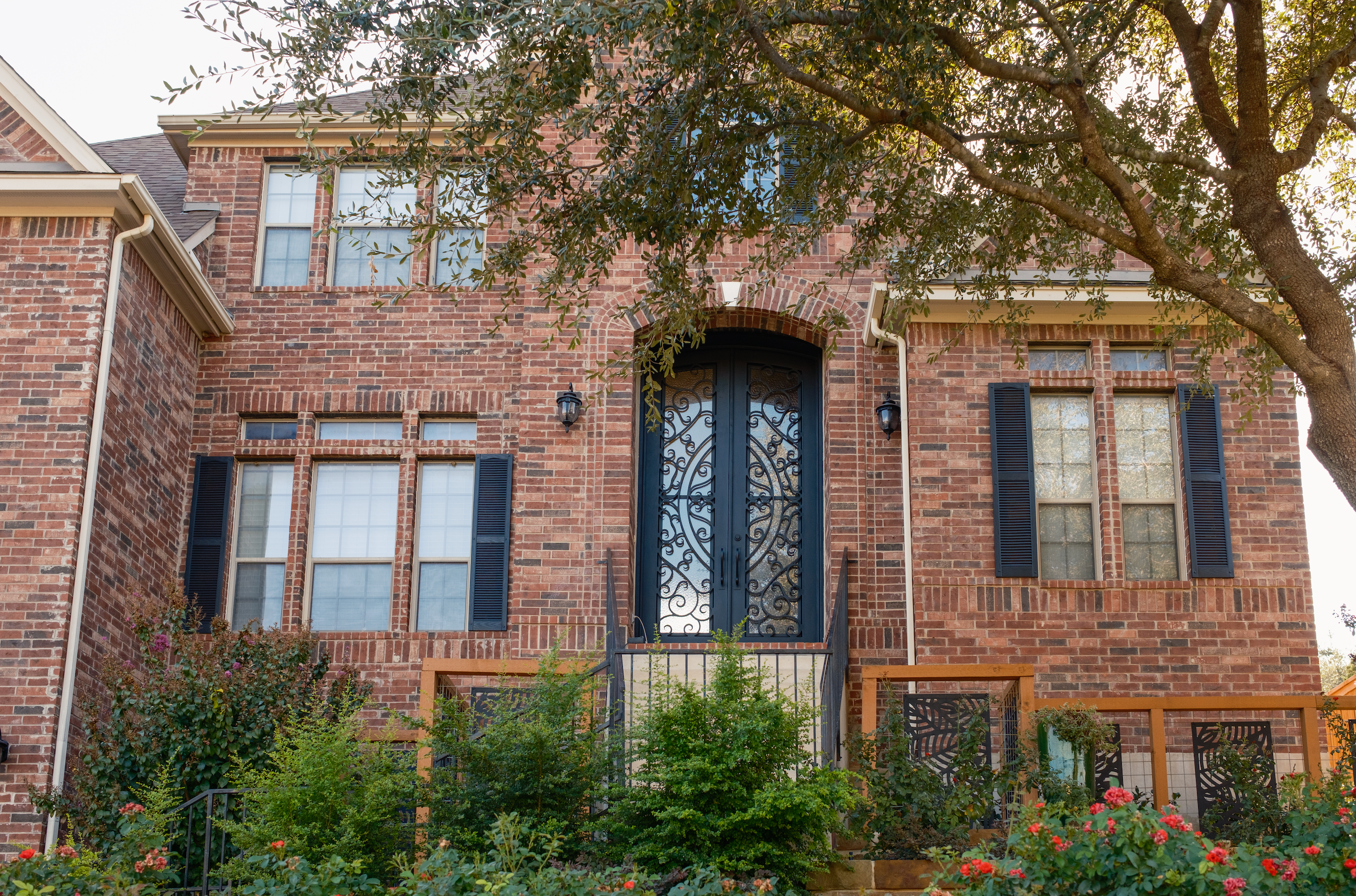 Lorraine Double Door Texas Project